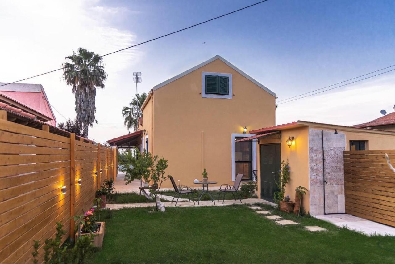 Burnelia Vacation House Lefkímmi Exterior foto
