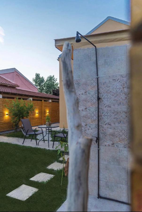 Burnelia Vacation House Lefkímmi Exterior foto